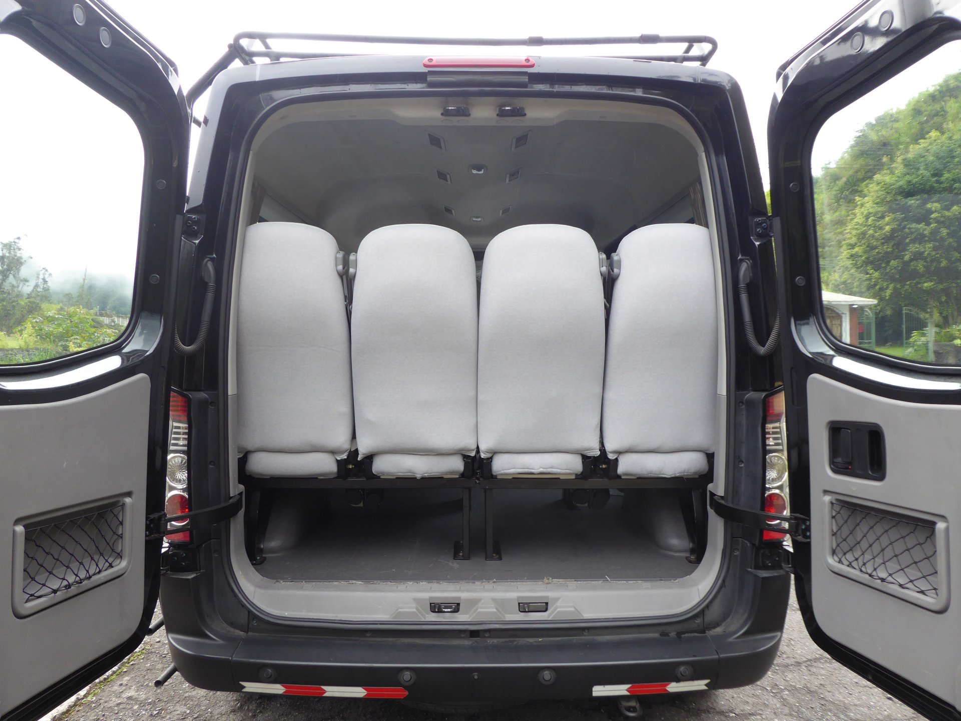 Minivan. Capacidad de 4 a 8 pasajeros