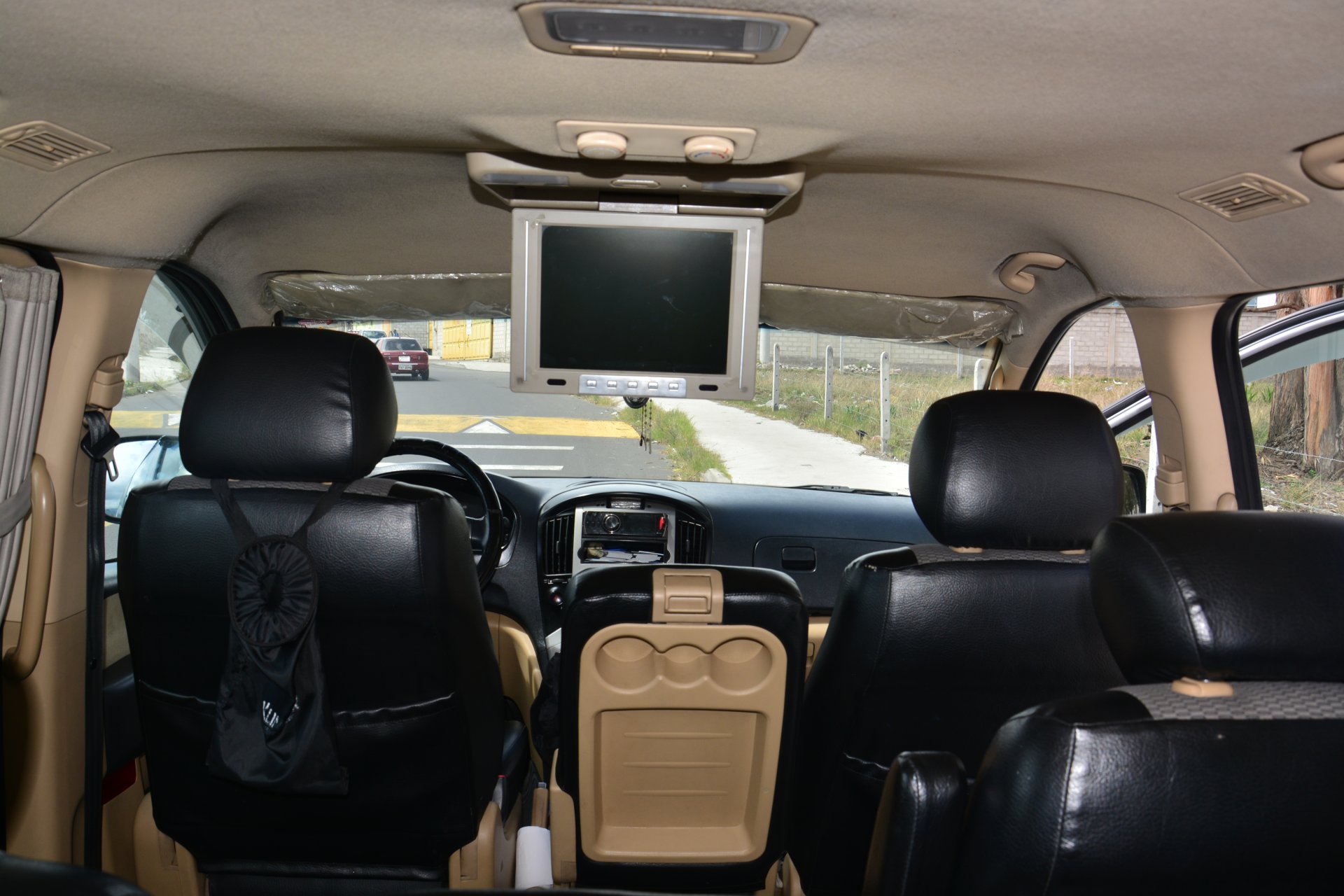 Minivan. Capacidad de 4 a 7 pasajeros